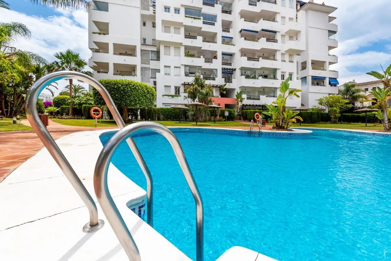 Livescape Medina Garden Marbella