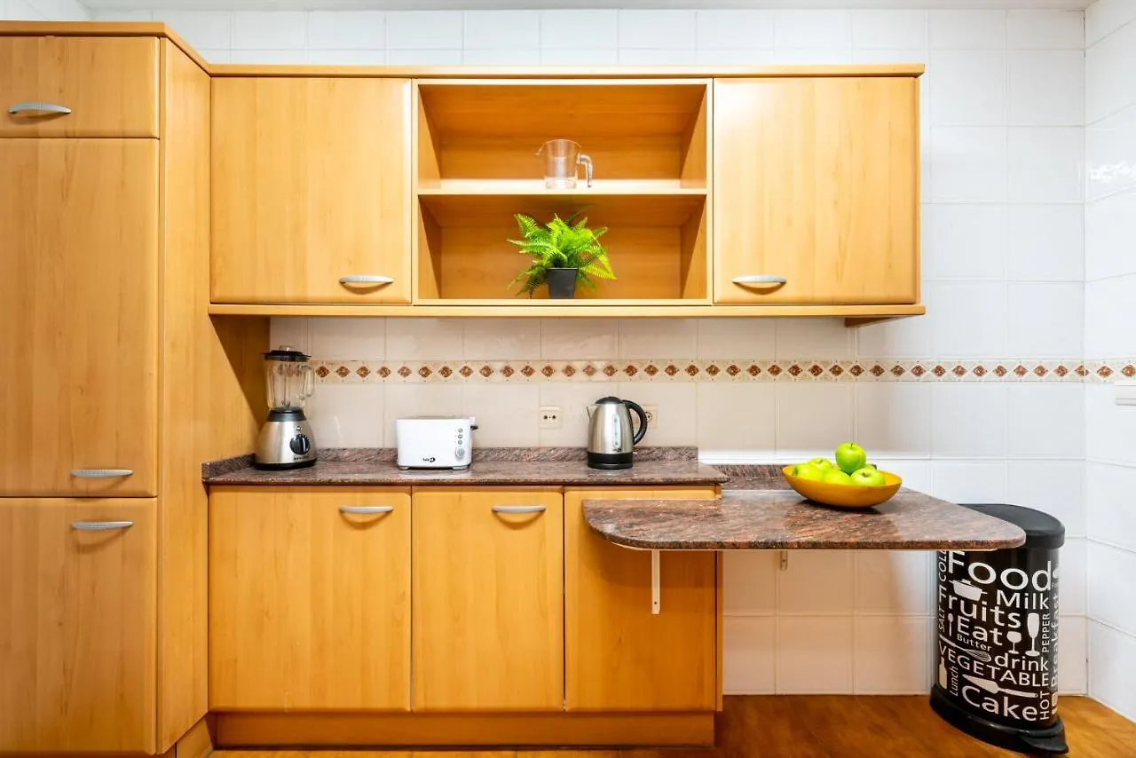 Livescape Medina Garden Apartment